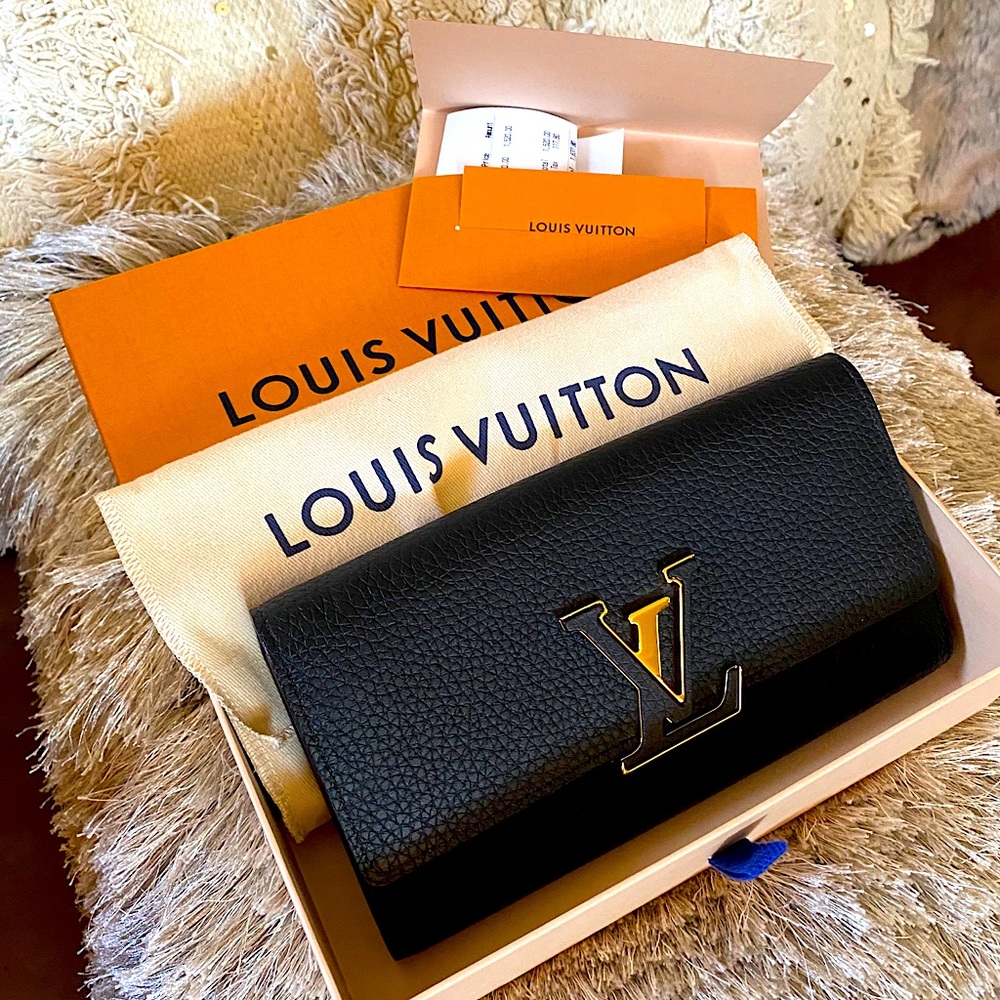 Louis Vuitton ,Authentic 100% ,long wallet